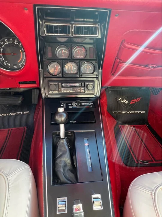 1977 Chevrolet Corvette C3 - Image 6 of 15