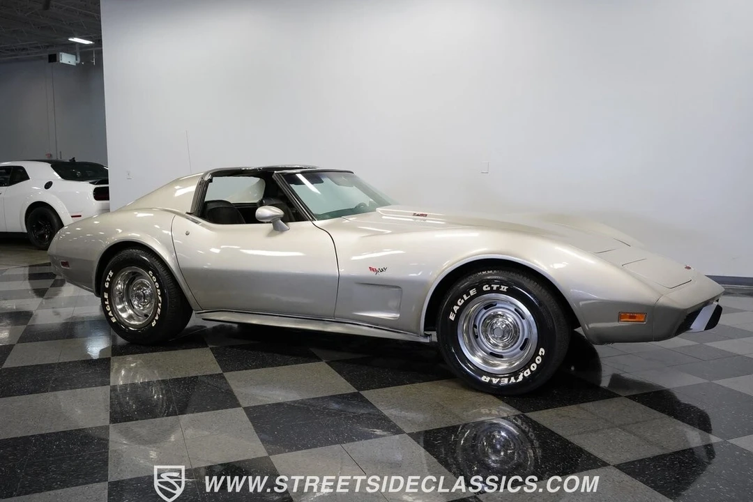 1977 Chevrolet Corvette C3 - Image 16 of 21