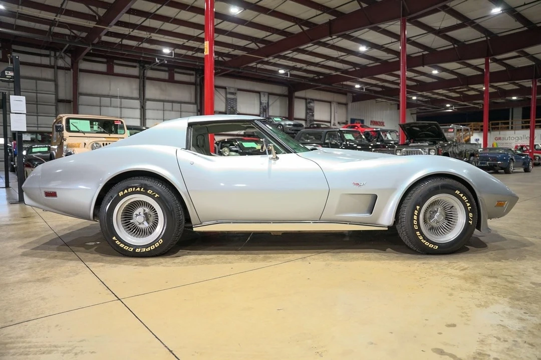 1977 Chevrolet Corvette C3 - Image 10 of 12