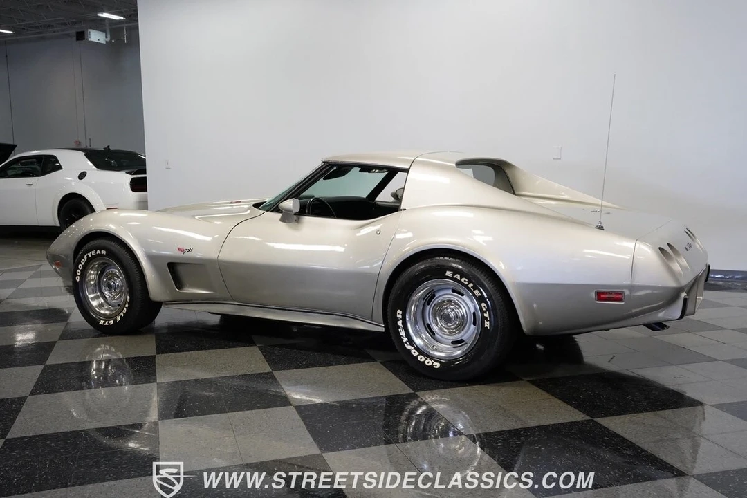 1977 Chevrolet Corvette C3 - Image 9 of 12