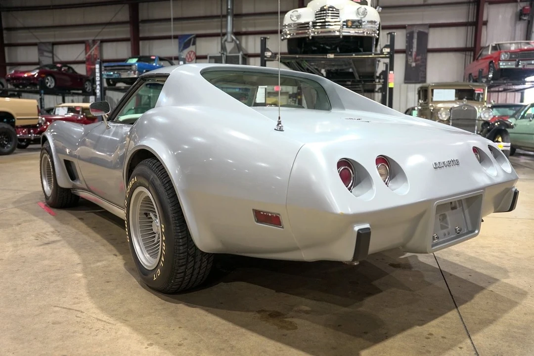 1977 Chevrolet Corvette C3 - Image 6 of 12