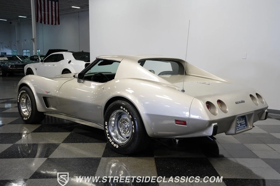 1977 Chevrolet Corvette C3 - Image 10 of 12
