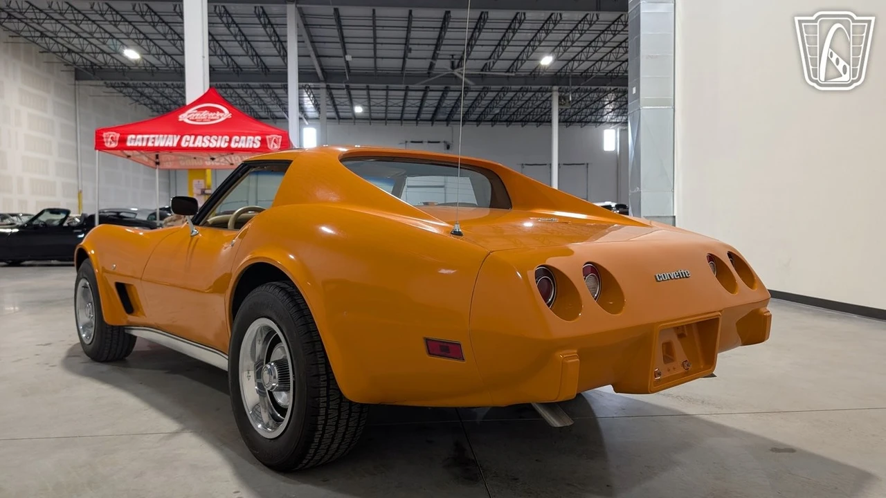 1977 Chevrolet Corvette C3 - Image 9 of 12