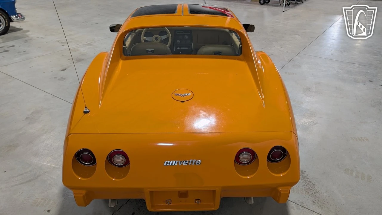 1977 Chevrolet Corvette C3 - Image 11 of 12