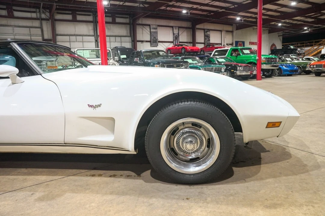 1977 Chevrolet Corvette C3 - Image 11 of 31