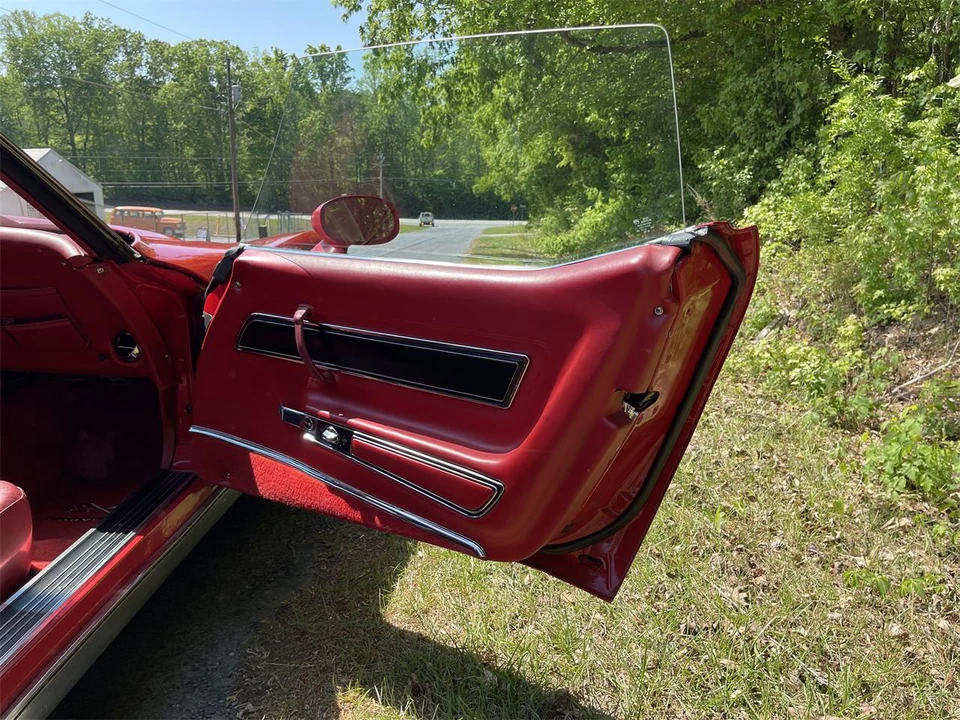 1977 Chevrolet Corvette C3 - Image 17 of 31