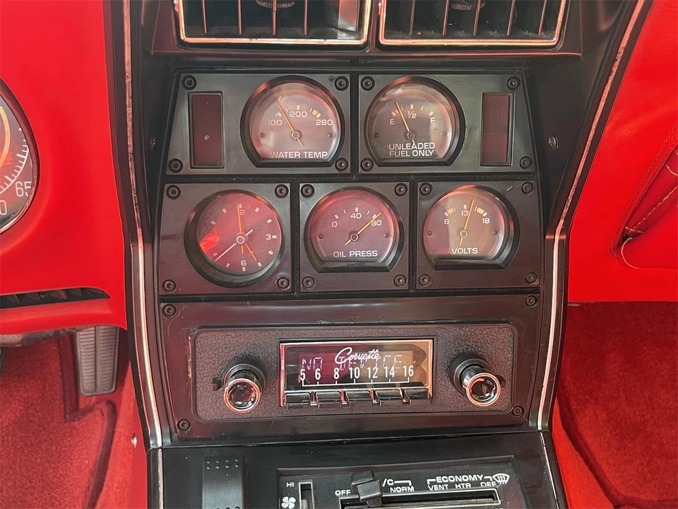 1977 Chevrolet Corvette C3 - Image 19 of 31