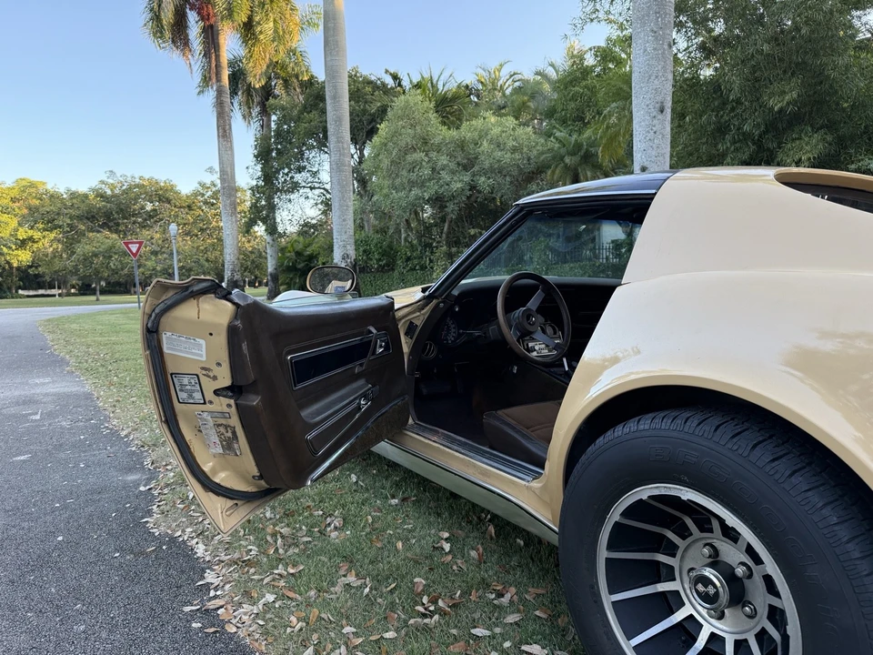 1977 Chevrolet Corvette C3 - Image 18 of 21