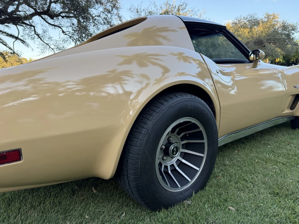 1977 Chevrolet Corvette C3 - Image 11 of 21