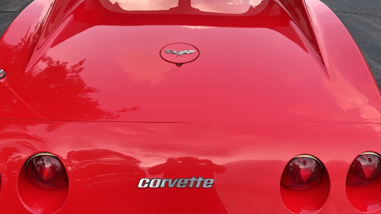 1977 Chevrolet Corvette C3 - Image 17 of 31