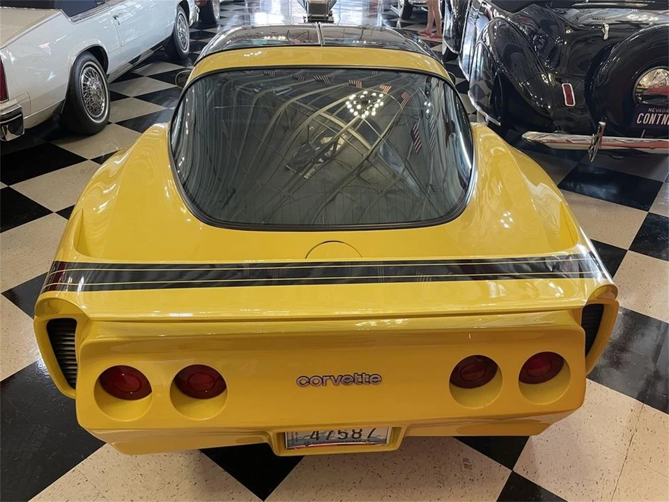 1977 Chevrolet Corvette C3 - Image 14 of 31