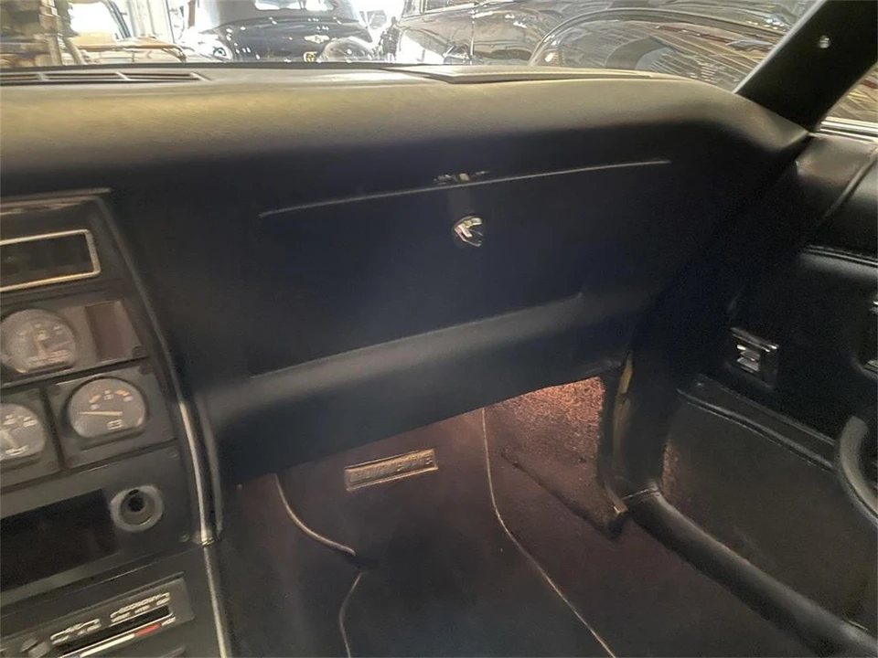 1977 Chevrolet Corvette C3 - Image 26 of 31