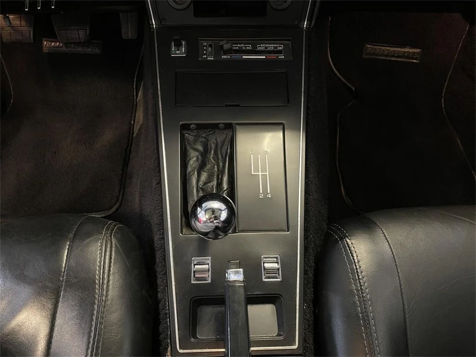1977 Chevrolet Corvette C3 - Image 29 of 31