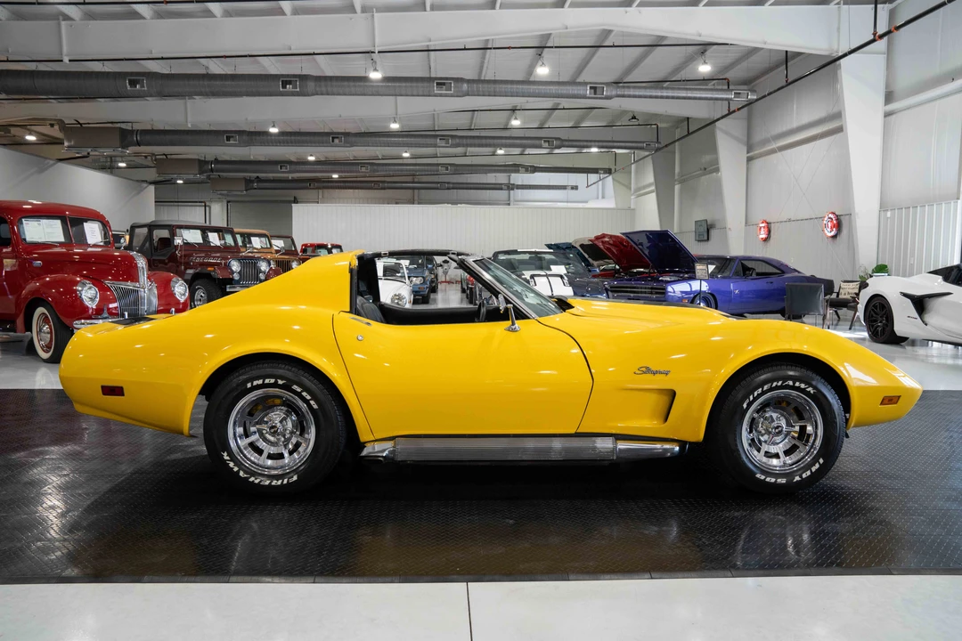 1977 Chevrolet Corvette C3 - Image 10 of 31