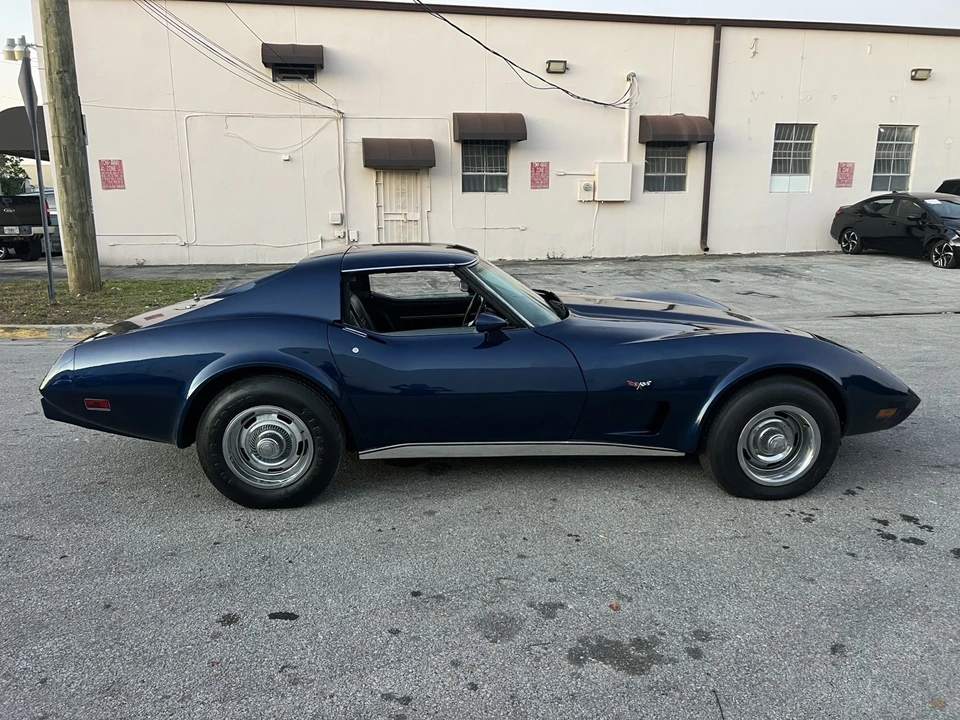 1977 Chevrolet Corvette C3 - Image 12 of 21