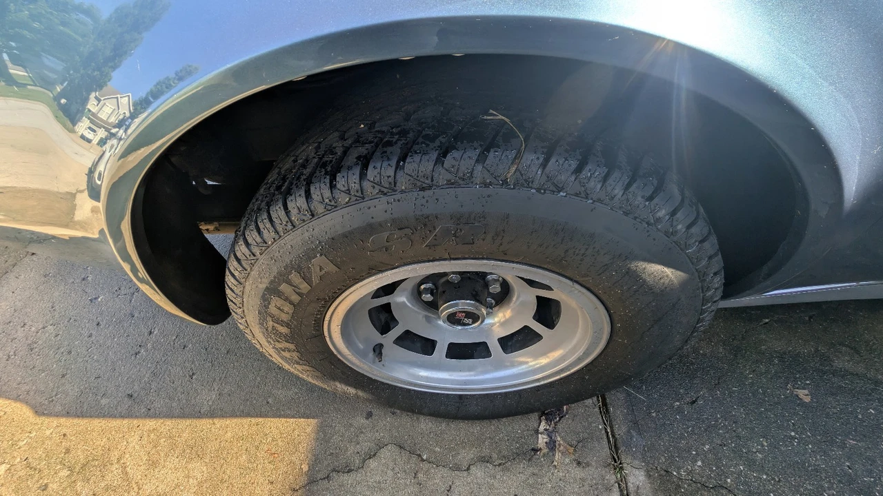 1977 Chevrolet Corvette C3 - Image 28 of 31
