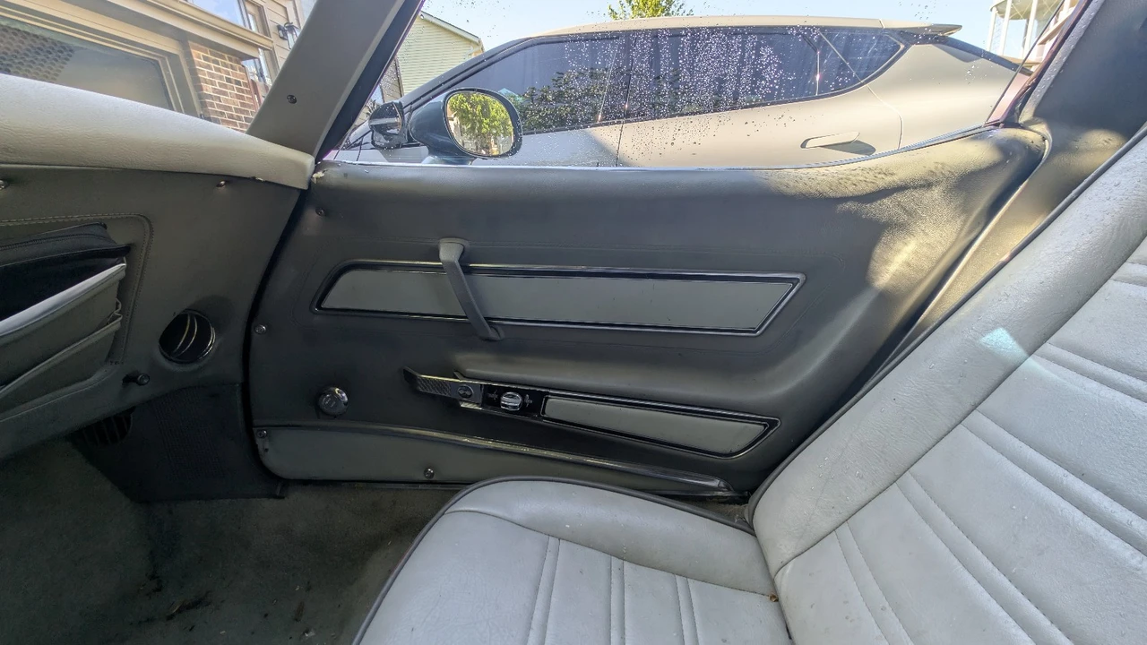 1977 Chevrolet Corvette C3 - Image 27 of 31