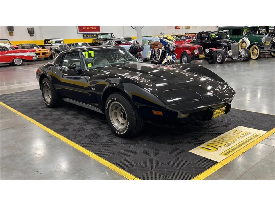 1977 Chevrolet Corvette C3 - Image 2 of 10