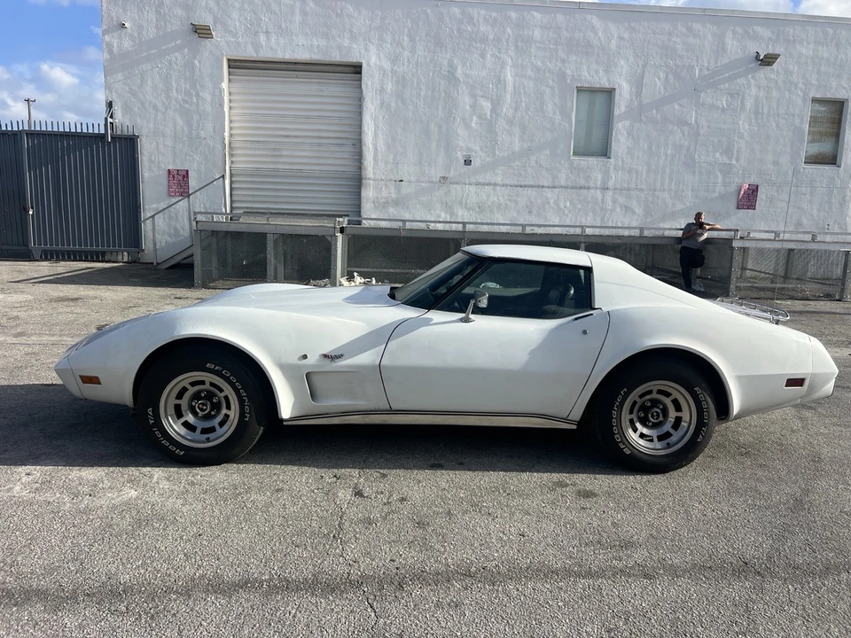 1977 Chevrolet Corvette C3 - Image 4 of 30