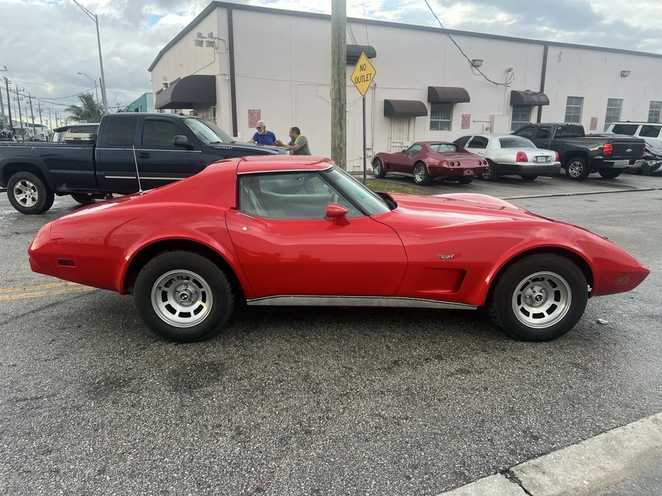 1977 Chevrolet Corvette C3 - Image 14 of 31
