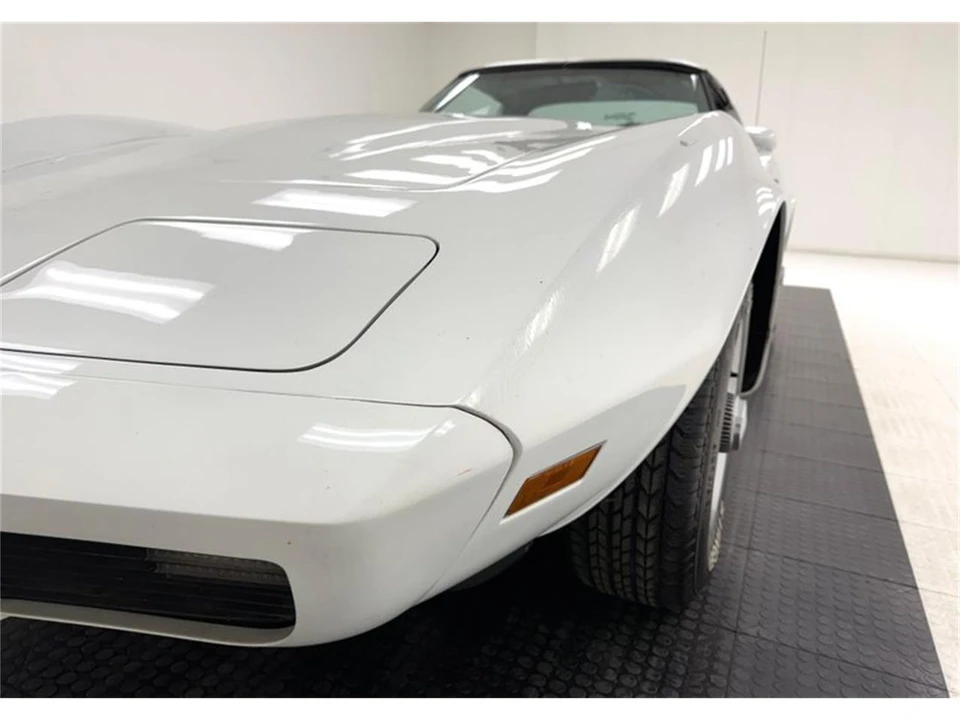 1977 Chevrolet Corvette C3 - Image 13 of 31