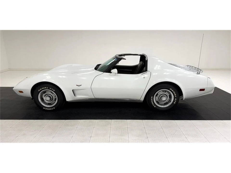 1977 Chevrolet Corvette C3 - Image 4 of 31