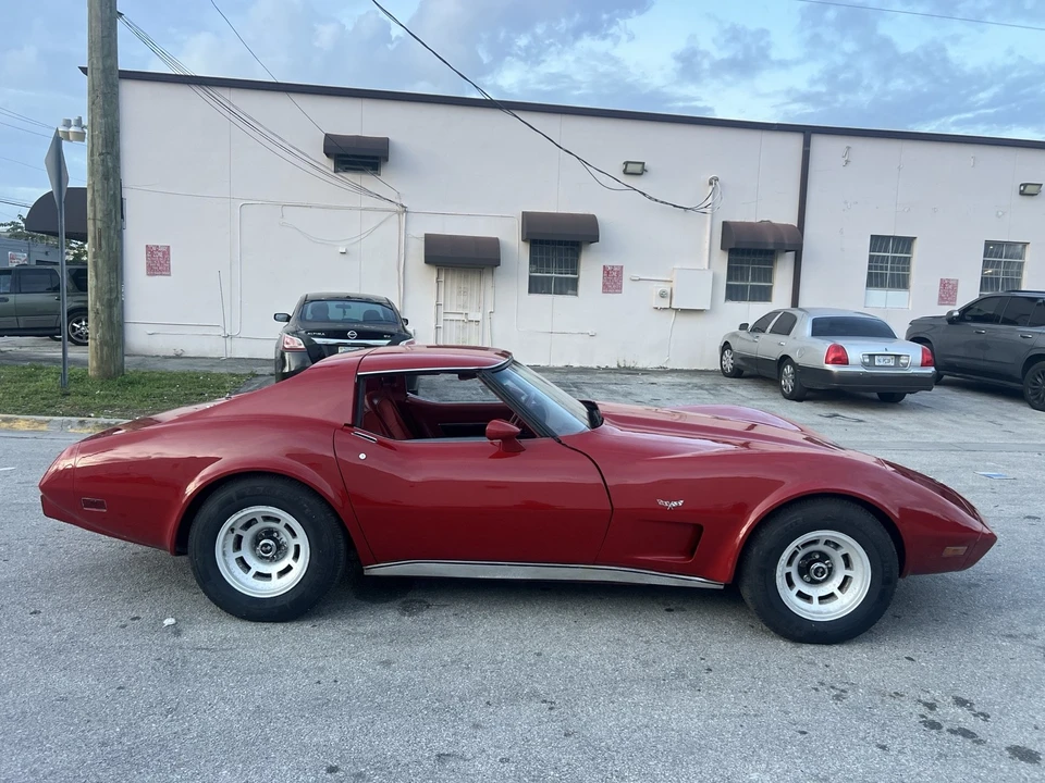 1977 Chevrolet Corvette C3 - Image 10 of 21