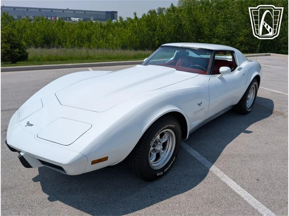 1977 Chevrolet Corvette C3 - Image 2 of 31