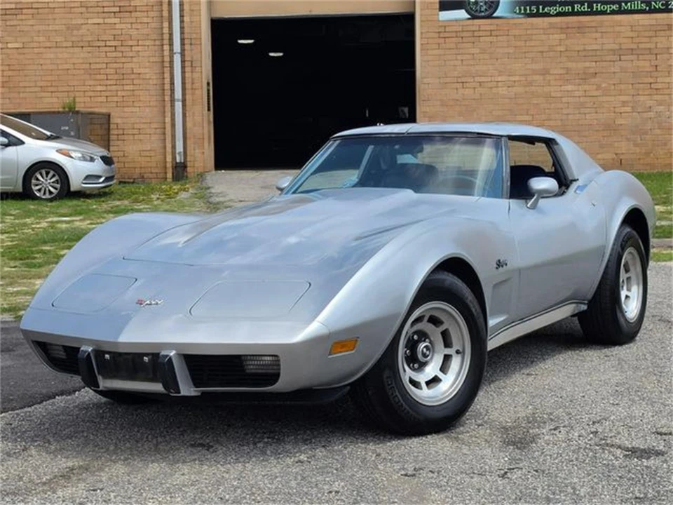 1977 Chevrolet Corvette C3 - Image 13 of 31