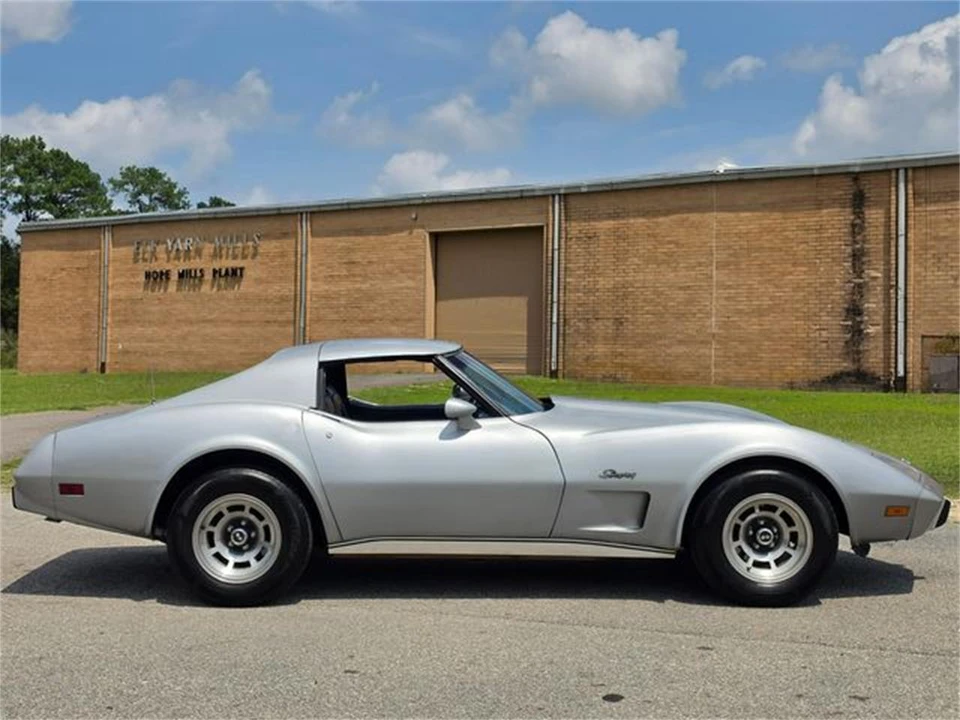 1977 Chevrolet Corvette C3 - Image 6 of 31