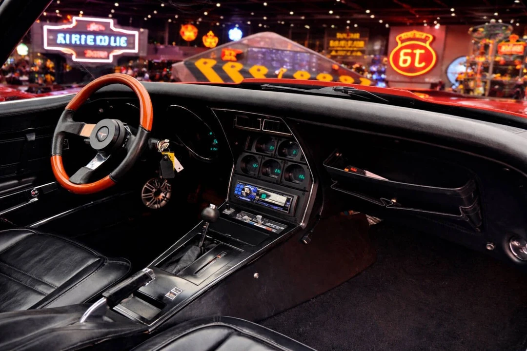 1977 Chevrolet Corvette C3 - Image 16 of 19