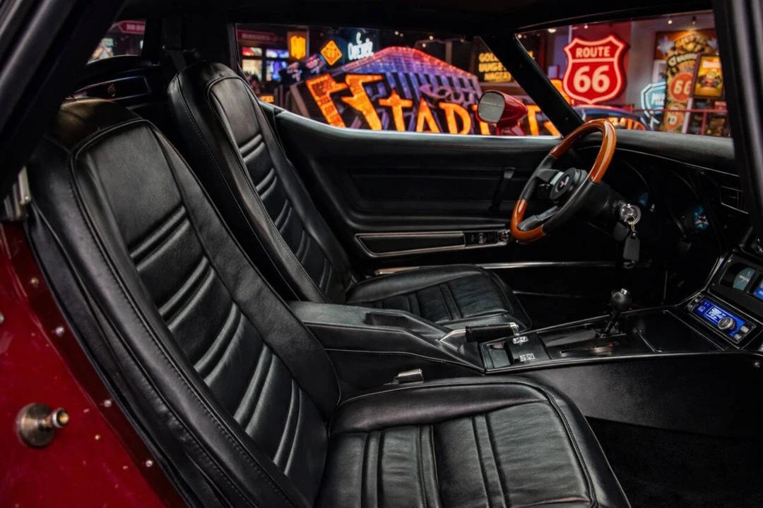 1977 Chevrolet Corvette C3 - Image 14 of 19