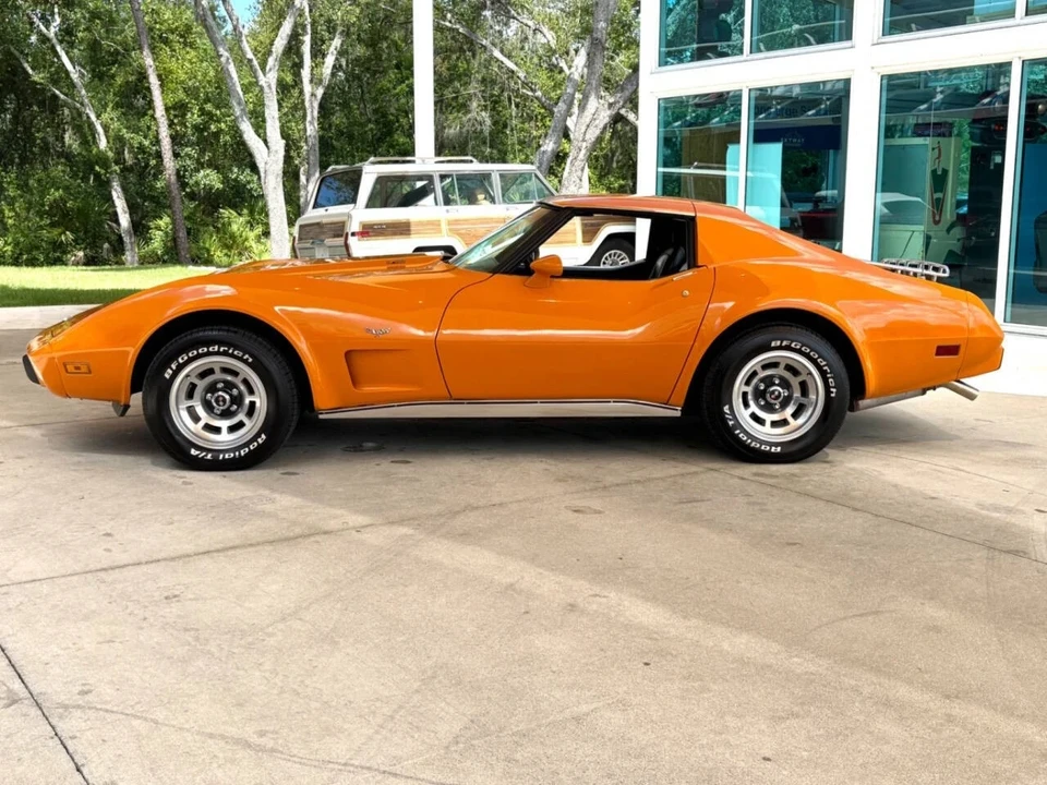 1977 Chevrolet Corvette C3 - Image 9 of 12