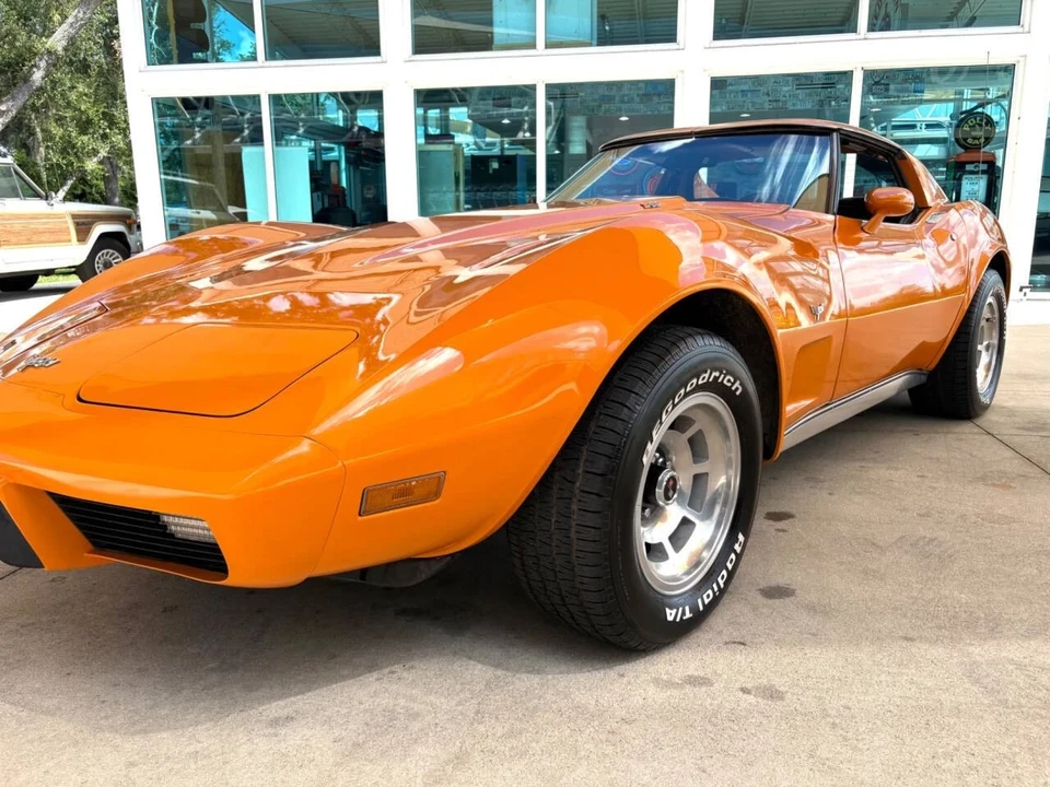 1977 Chevrolet Corvette C3 - Image 11 of 12