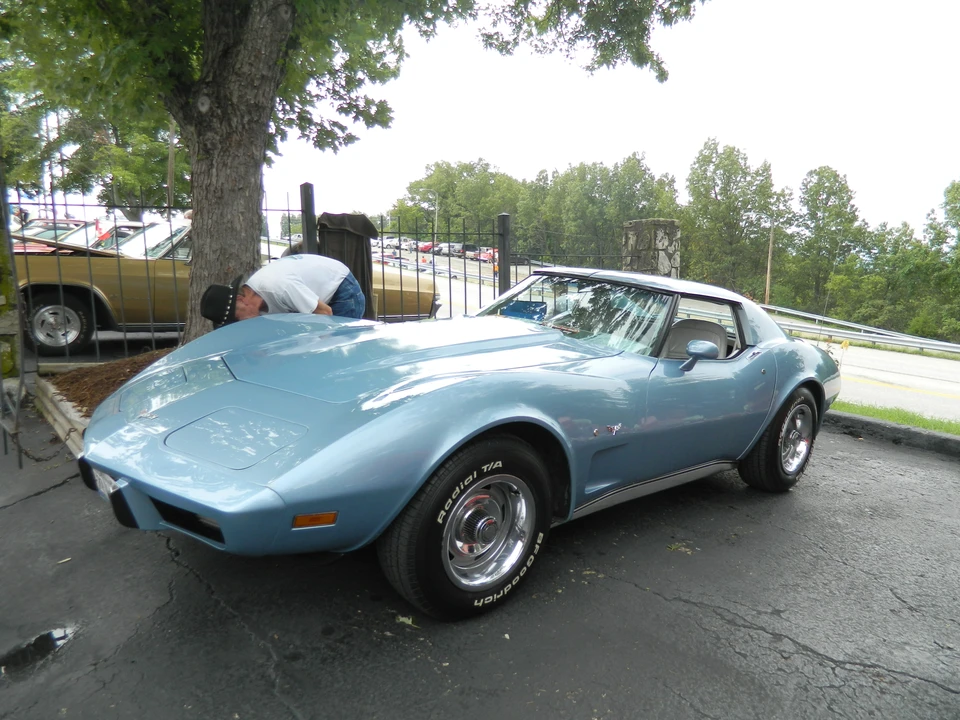 1977 Chevrolet Corvette C3 - Image 4 of 12