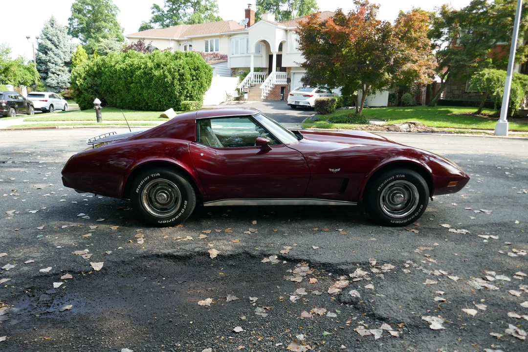1977 Chevrolet Corvette C3 - Image 10 of 31
