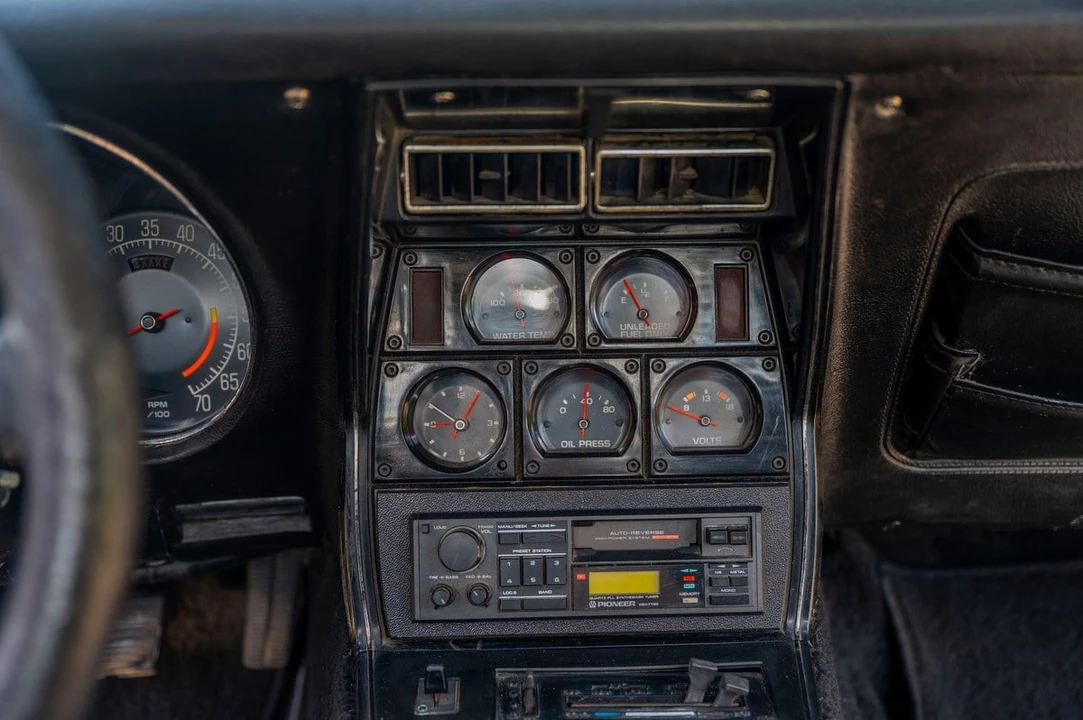 1977 Chevrolet Corvette C3 - Image 28 of 30