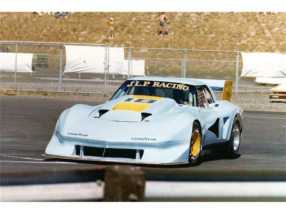 1977 Chevrolet Corvette C3 - Image 2 of 31