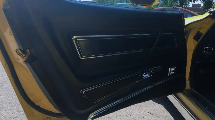 1977 Chevrolet Corvette C3 - Image 6 of 10