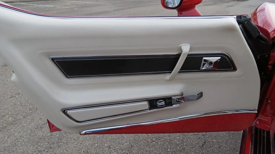 1977 Chevrolet Corvette C3 - Image 4 of 12
