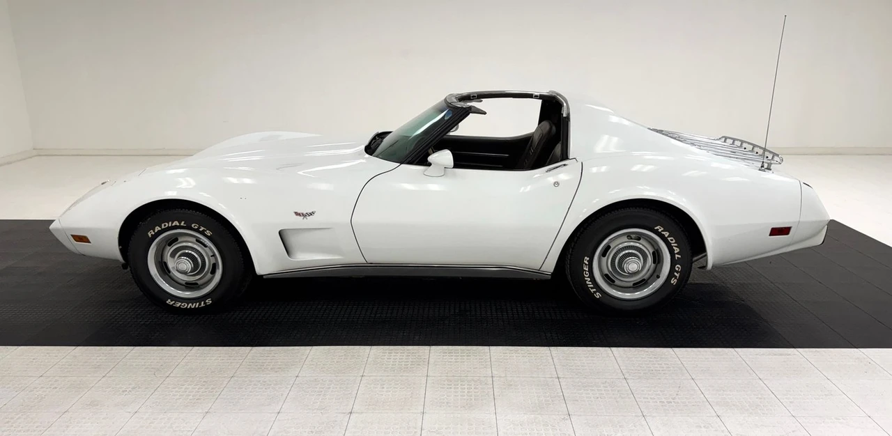1977 Chevrolet Corvette C3 - Image 4 of 31