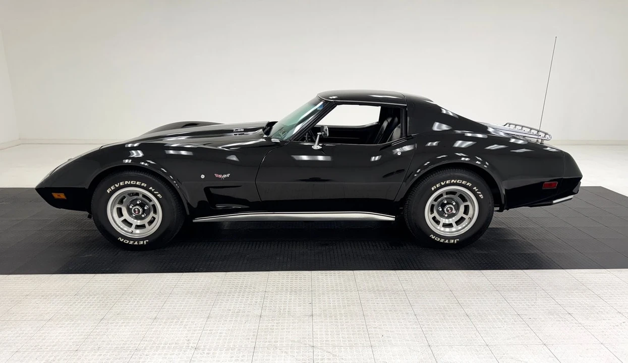 1977 Chevrolet Corvette C3 - Image 2 of 12