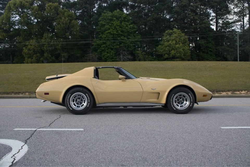 1977 Chevrolet Corvette C3 - Image 9 of 19