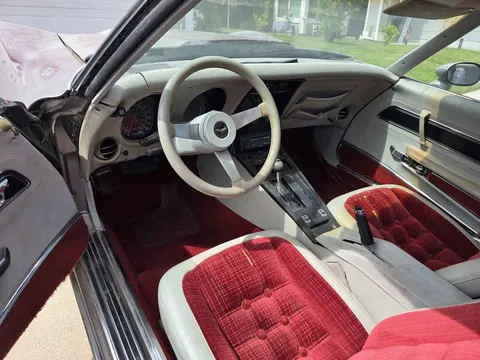 1977 Chevrolet Corvette C3 - Image 4 of 5
