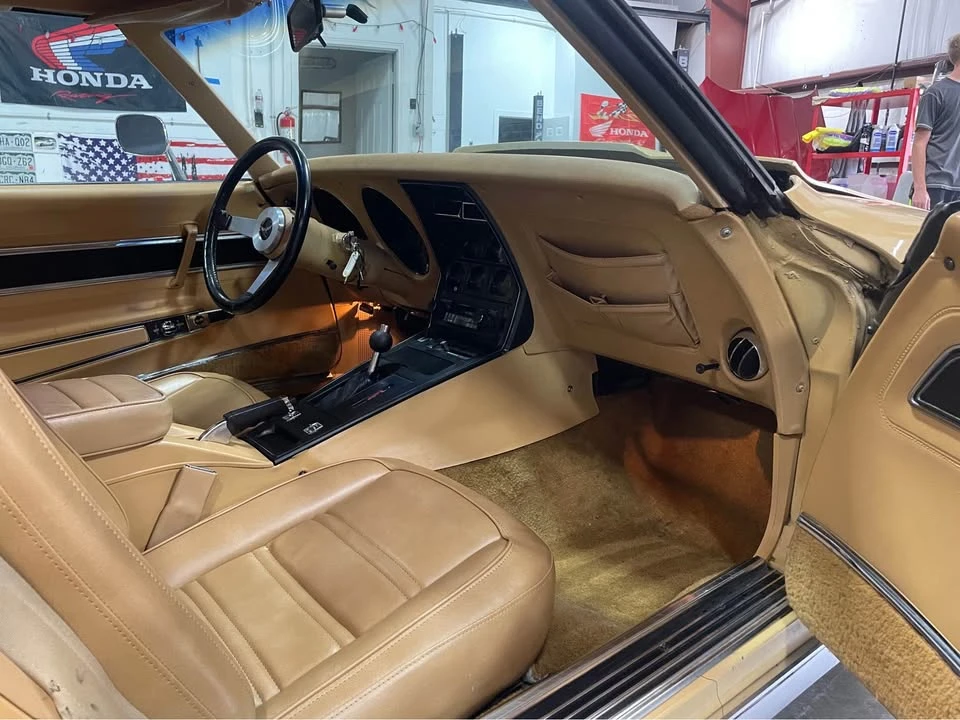 1977 Chevrolet Corvette C3 - Image 10 of 12