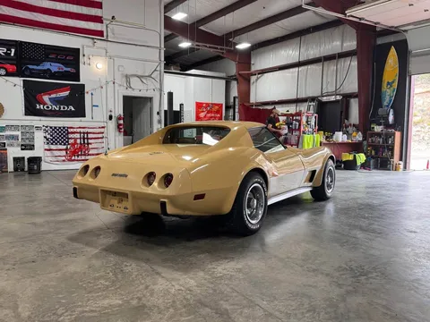 1977 Chevrolet Corvette C3 - Image 4 of 10