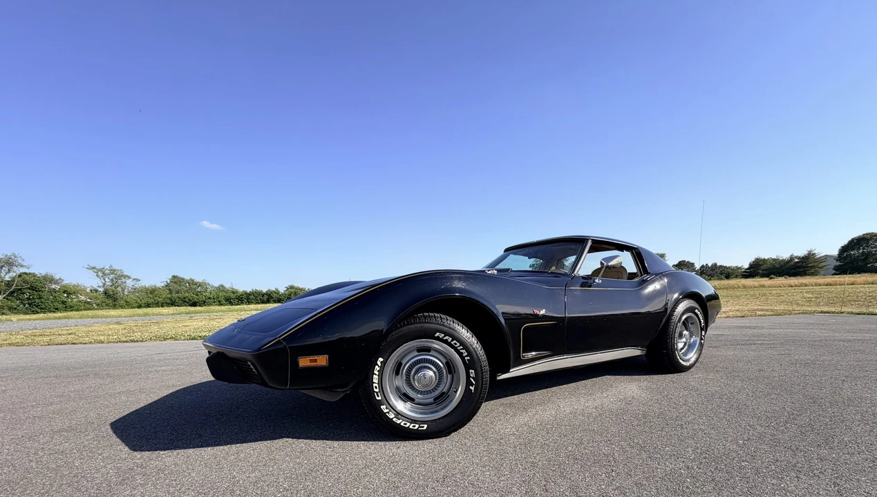 1977 Chevrolet Corvette C3 - Image 16 of 31