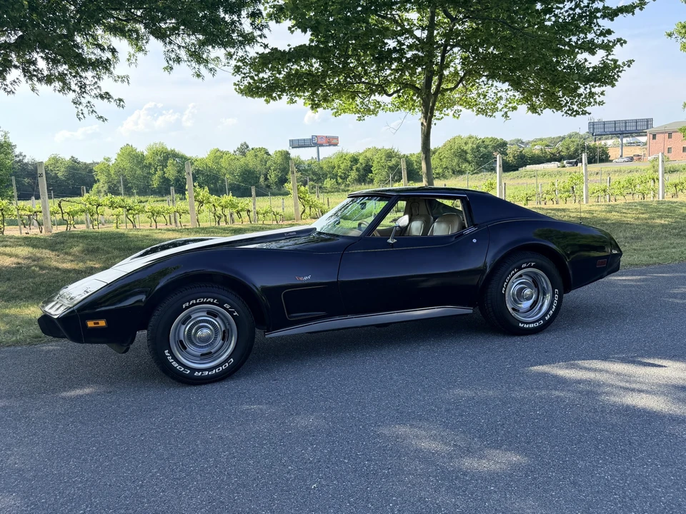 1977 Chevrolet Corvette C3 - Image 2 of 31