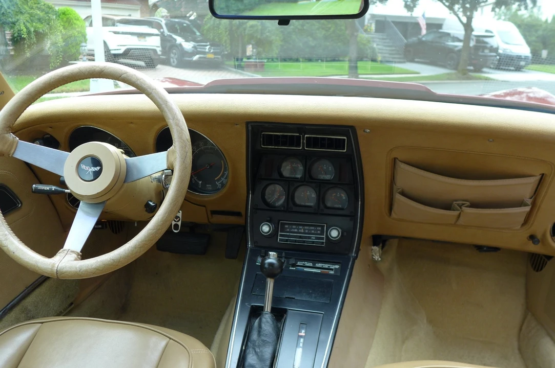1977 Chevrolet Corvette C3 - Image 19 of 31