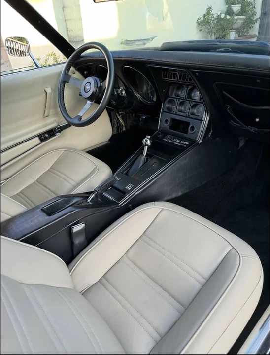 1977 Chevrolet Corvette C3 - Image 6 of 9